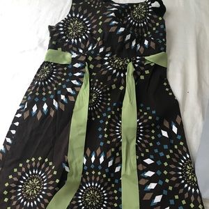 green , brown , blue , & white dress size 6